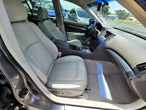 Used 2013 INFINITI G37 Journey image 16