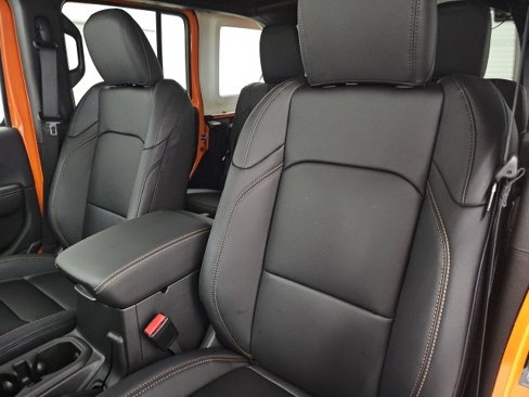 New 2025 Jeep Wrangler Sahara image 22