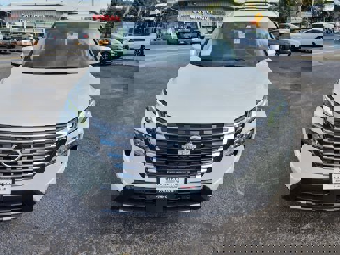 New 2026 Nissan Rogue Platinum image 3