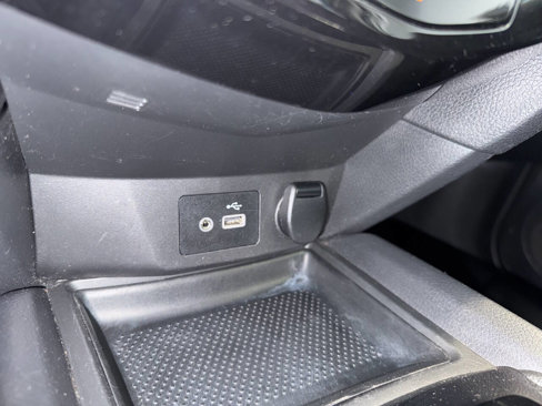 Used 2018 Nissan Rogue S image 37
