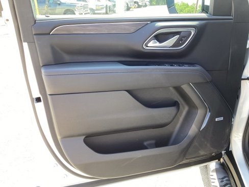 Certified 2024 Chevrolet Tahoe Z71 w/ Luxury Package image 22