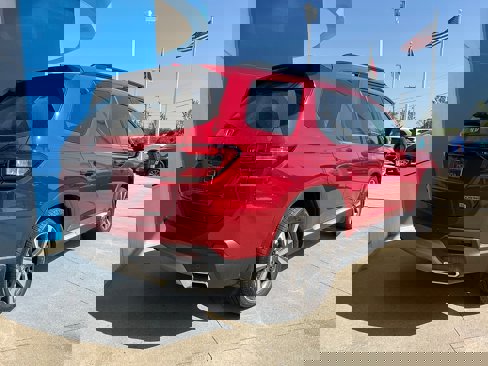 New 2025 Honda Pilot Touring image 3