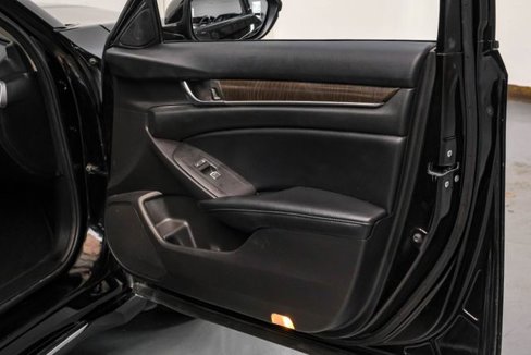 Used 2021 Honda Accord EX-L image 39