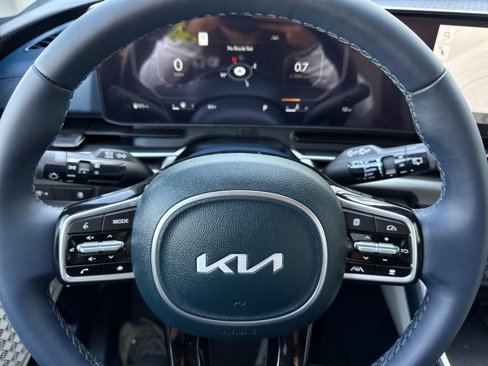New 2026 Kia Carnival SX Prestige image 28