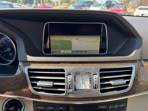 Used 2014 Mercedes-Benz E 350 4MATIC Sedan w/ Premium 1 Package image 24