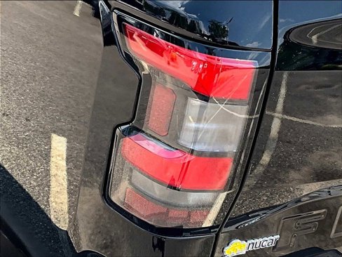 Certified 2025 Nissan Frontier SV image 33