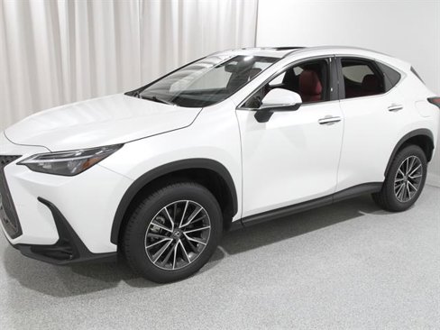 Used 2023 Lexus NX 350 AWD image 3