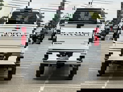 New 2026 Chevrolet Silverado 1500 Custom w/ LPO, Dark Essentials Package image 4
