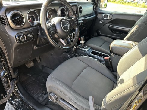 Used 2021 Jeep Gladiator Sport image 11