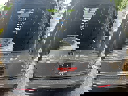 New 2025 Lincoln Navigator Black Label image 18