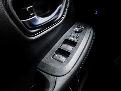Certified 2023 Honda HR-V LX image 24
