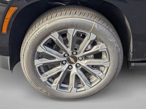 New 2026 Chevrolet Suburban High Country image 9