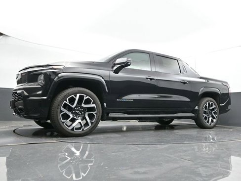 New 2025 Chevrolet Silverado EV RST image 43