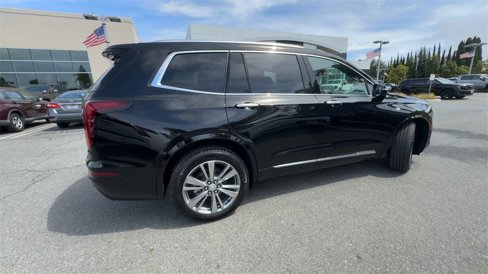 New 2025 Cadillac XT6 Premium Luxury image 8