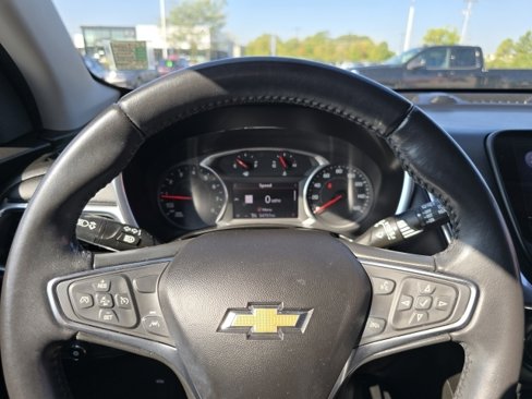 Used 2020 Chevrolet Equinox LT image 16