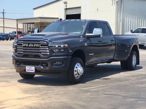 New 2025 RAM 3500 Laramie image 3