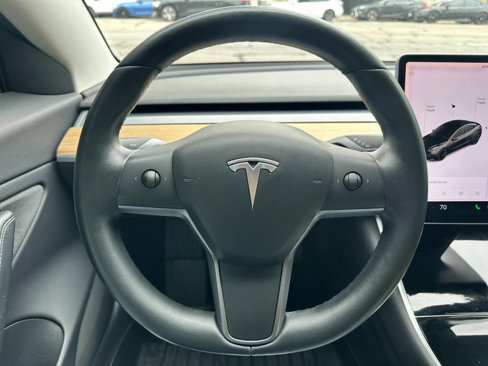 Used 2019 Tesla Model 3 Standard Range Plus image 30