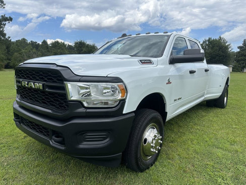 Used 2022 RAM 3500 Tradesman w/ Max Tow Package image 1