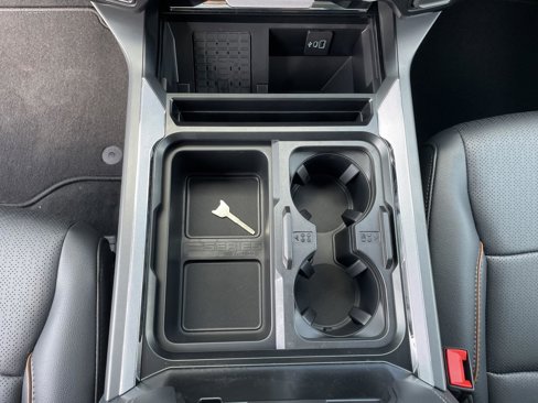 New 2025 Ford F350 Lariat w/ Lariat Ultimate Package image 23
