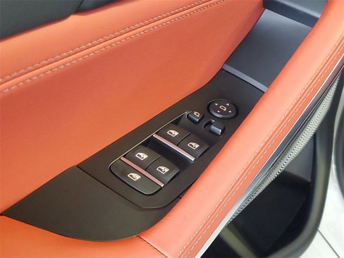Used 2026 BMW X6 M Competition w/ Executive Package image 15