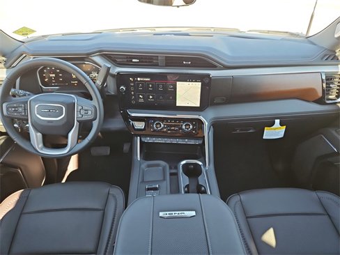 New 2026 GMC Sierra 3500 Denali w/ Denali Reserve Package image 11