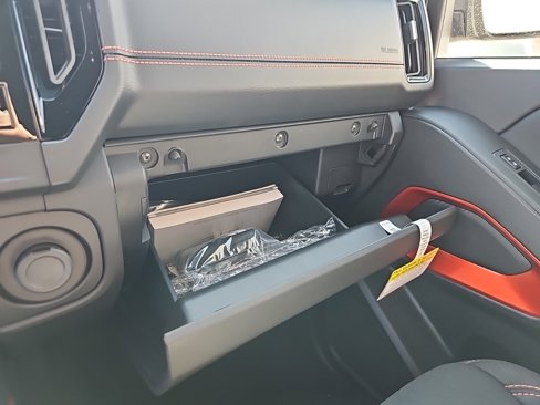 New 2025 Nissan Frontier PRO-4X image 19