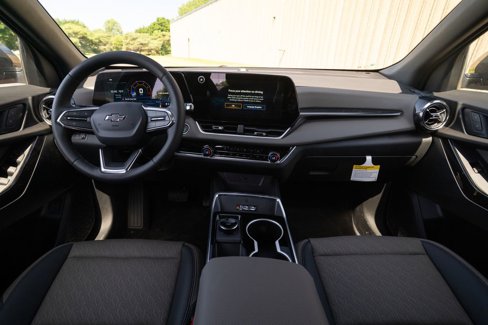 New 2026 Chevrolet Equinox LT w/ Convenience Package II image 12