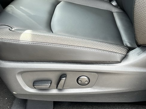 New 2025 Nissan Pathfinder SL image 37