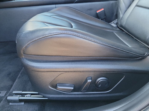 Certified 2024 Hyundai Elantra Limited image 14