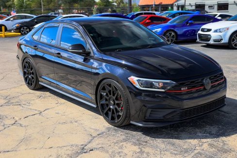 Used 2019 Volkswagen Jetta GLI image 17