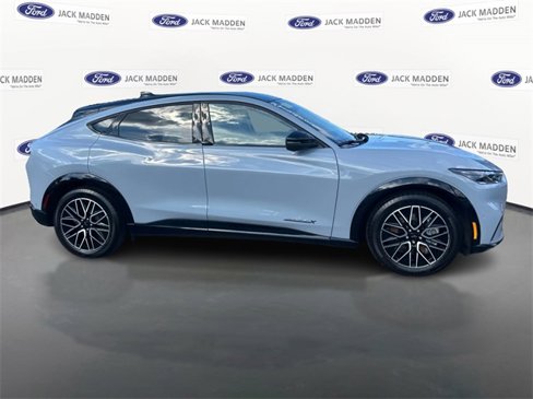 Certified 2024 Ford Mustang Mach-E Premium image 4