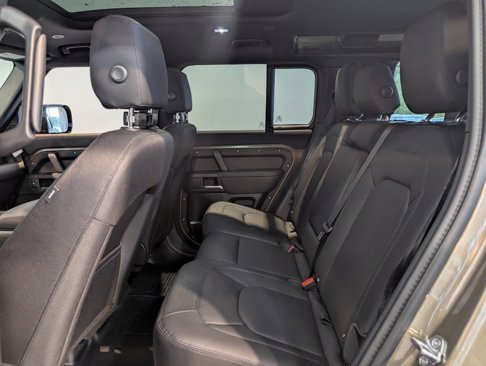 New 2026 Land Rover Defender 110 S image 25