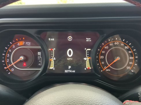 Used 2024 Jeep Wrangler Unlimited Rubicon 392 image 23