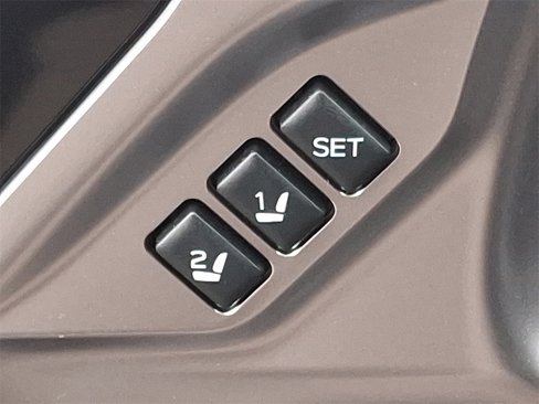 Certified 2025 Subaru Outback Limited w/ Popular Package #2 image 27