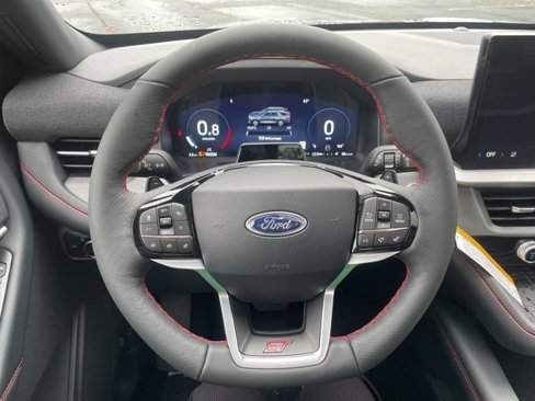 New 2025 Ford Explorer ST image 32