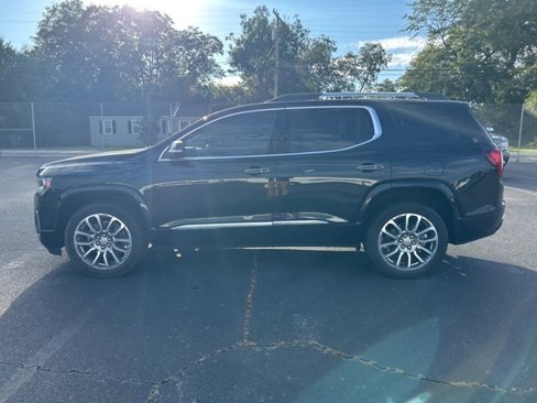 Used 2023 GMC Acadia Denali w/ Trailering Package image 2