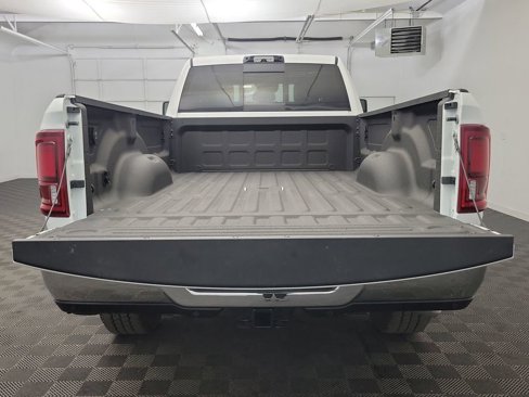 Used 2025 RAM 3500 Limited image 19