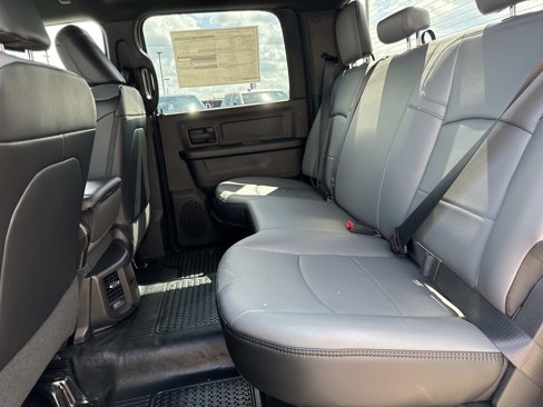New 2026 RAM 3500 Tradesman w/ Chrome Appearance Group image 7