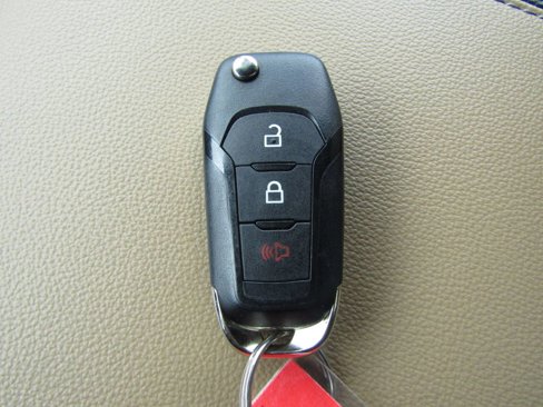 Used 2025 Ford F250 XLT w/ F-250 >10K GVWR Package image 36