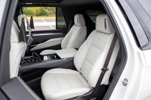 Used 2025 Cadillac Escalade V image 36