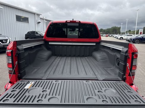 New 2025 Nissan Frontier SL image 16