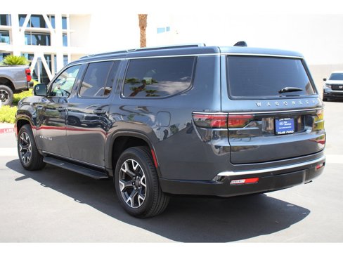 Used 2024 Jeep Wagoneer L Series III image 28