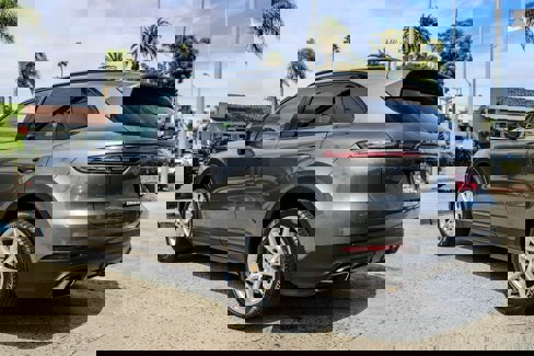 Used 2019 Porsche Cayenne image 3