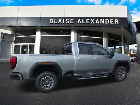 New 2026 GMC Sierra 2500 SLE w/ SLE Value Package; image 2
