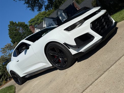 Used 2018 Chevrolet Camaro ZL1 image 29