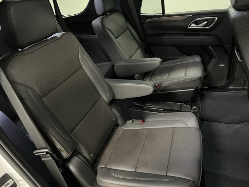 Used 2024 Chevrolet Tahoe High Country image 40