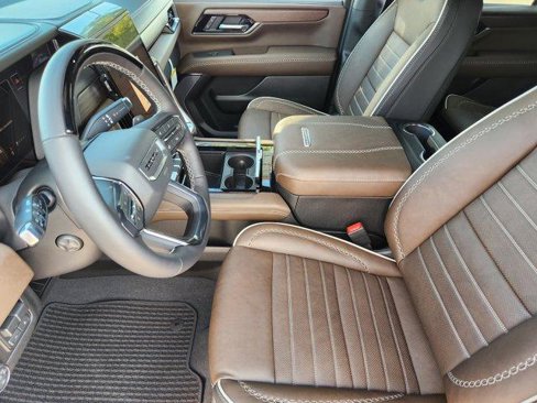 New 2026 GMC Yukon Denali Ultimate image 9
