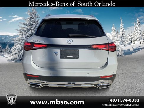 Certified 2025 Mercedes-Benz GLC 300 image 17