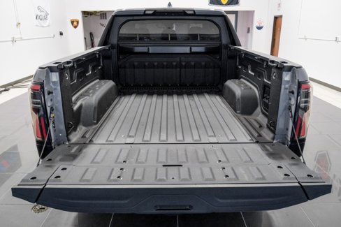 Used 2024 GMC Sierra EV Denali image 56