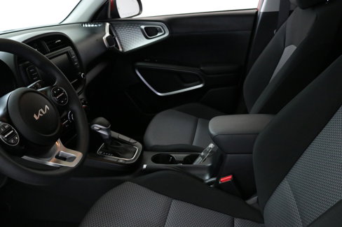 Used 2023 Kia Soul LX w/ LX Technology Package image 22